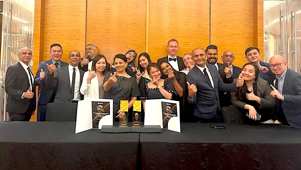 Agape Connecting People with their awards at the 23rd CCAS International Contact Centre Awards 2023 